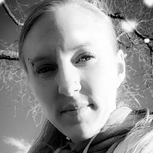 Meet your Posher, Crystle